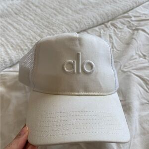 White Alo Snapback